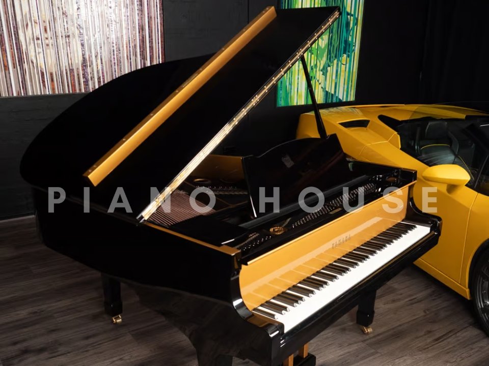 Yamaha G2 Black & Gold Polyester - Đánh giá chi tiết tại Piano House